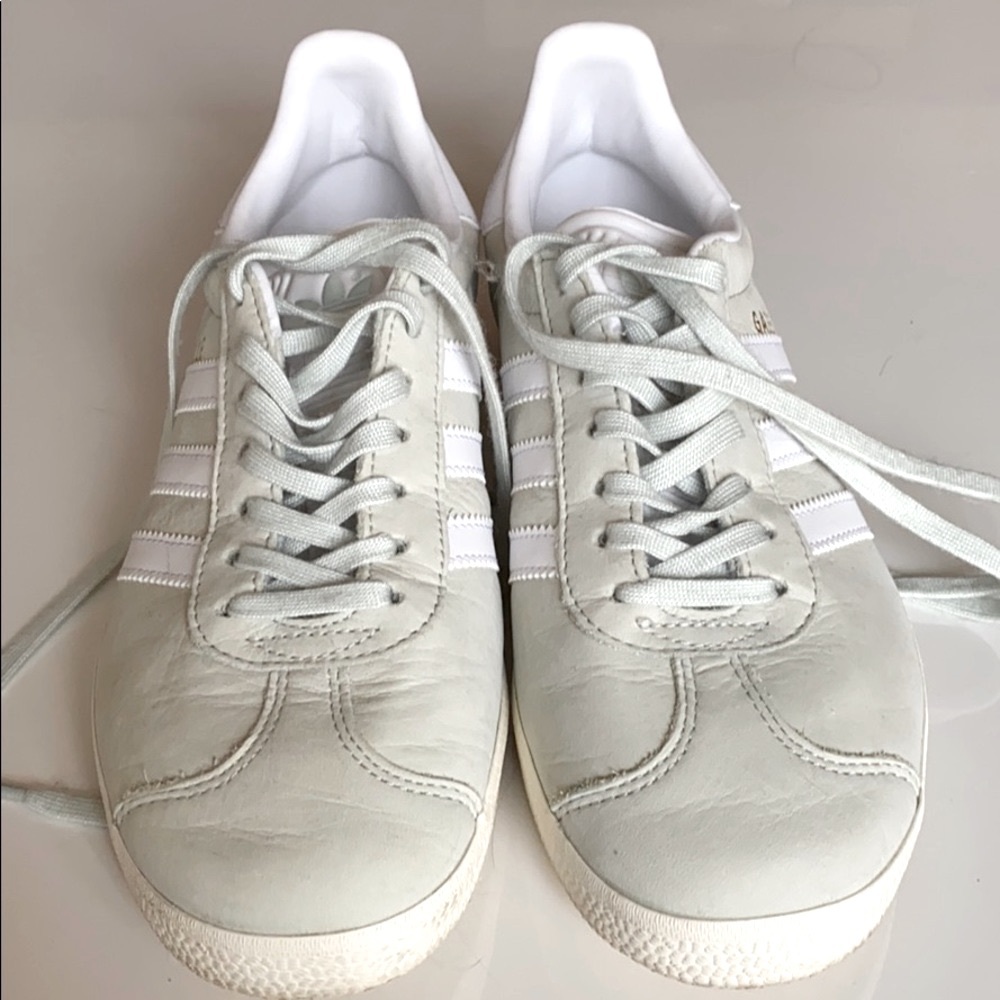 Adidas Mint Gazelles (Size 6/ US W 7)